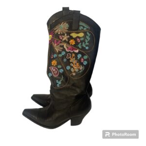 Two lips western cow boy boots black with colorful flowers